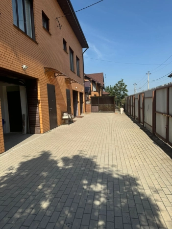 Купить таунхаус в Новосибирске. Вариант № 34659, 2, площадь -  квм, цена 29400000 рублей