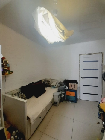 Купить коммерческую недвижимость в Элисте. Вариант № 46956, 6, площадь -  квм, цена 7500000 рублей