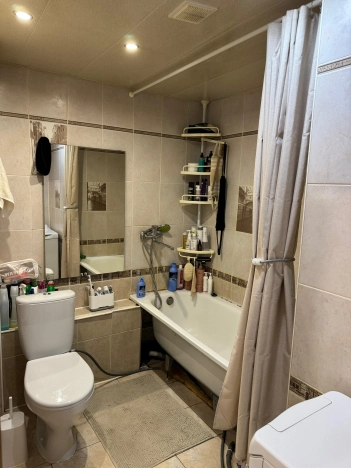 Купить однокомнатную квартиру в Республике Башкортостан. Вариант № 8726483, 5, площадь -  квм, цена 3200000 рублей