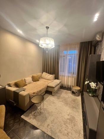 Купить трехкомнатную квартиру на улице Университетский проспект в Волгограде. Вариант № 4161074, 8, площадь -  квм, цена 9800000 рублей