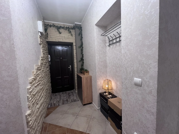 Купить двухкомнатную квартиру на улице Виктора Гакуна в Калининграде. Вариант № 6896765, 8, площадь -  квм, цена 7650000 рублей