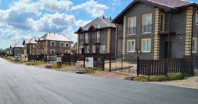 Купить таунхаус в Ленинградской области. Вариант № 3072450, 3, площадь -  квм, цена 8350000 рублей