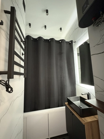 Купить двухкомнатную квартиру на вторичке у метро Фрунзенская в Санкт-Петербурге. Вариант № 10626827, 8, площадь -  квм, цена 9850000 рублей