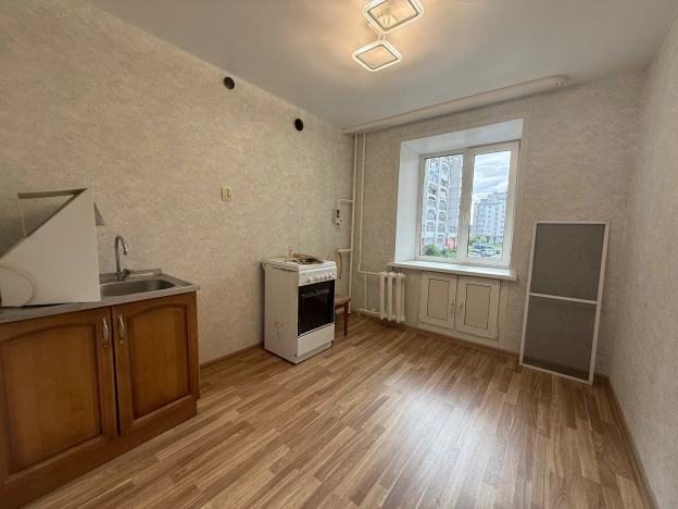 Купить четырехкомнатную квартиру в Вологде. Вариант № 53776, 12, площадь -  квм, цена 6950000 рублей