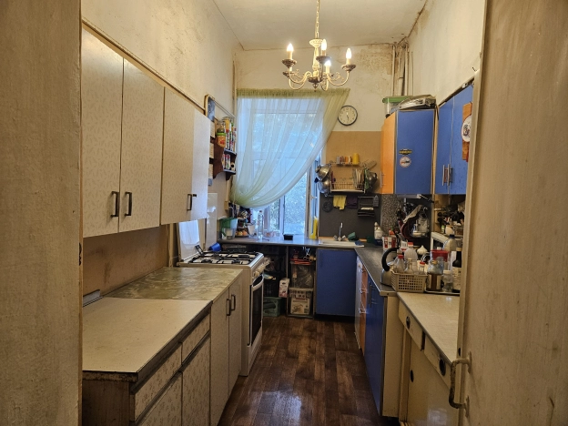 Купить комнату в Москве. Вариант № 4032355, 10, площадь -  квм, цена 14000000 рублей