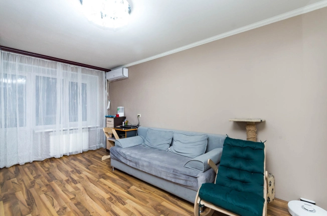 Купить квартиру в Тобольске. Вариант № 3692496, 5, площадь -  квм, цена 4300000 рублей