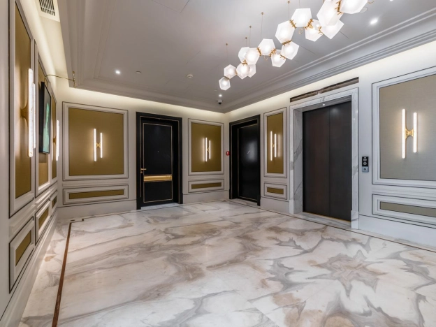 Купить квартиру в Москве. Вариант № 9330076, 22, площадь -  квм, цена 180000000 рублей