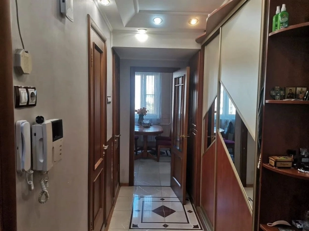 Купить квартиру в Москве. Вариант № 7838584, 4, площадь -  квм, цена 20900000 рублей