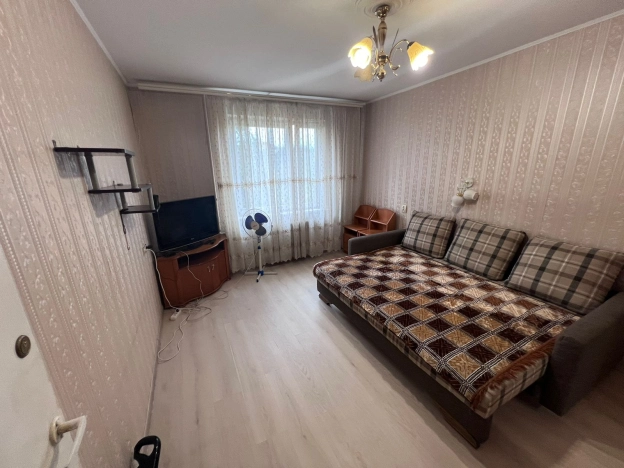 Снять квартиру в районе Ленинградский в Калининграде. Вариант № 13440, 1, площадь -  квм, цена 30000 рублей