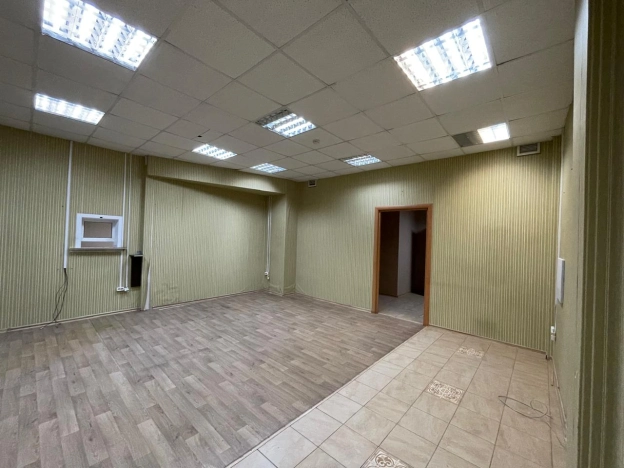 Снять коммерческую недвижимость в Новосибирске. Вариант № 5790935, 6, площадь - квм, цена 100000 рублей