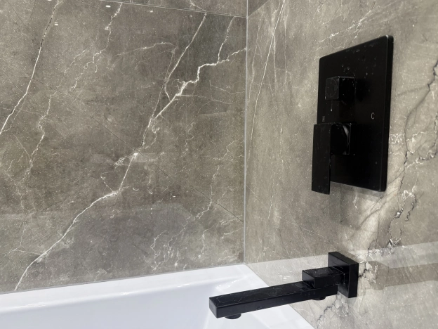 Купить квартиру в районе Красноармейский в Волгограде. Вариант № 5562849, 36, площадь -  квм, цена 7000000 рублей