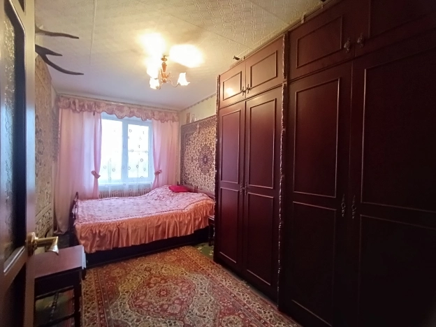 Купить квартиру в Луховицах. Вариант № 10291523, 8, площадь -  квм, цена 4400000 рублей