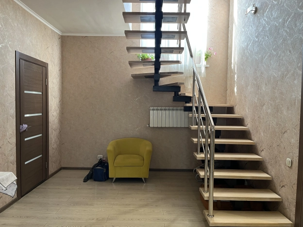 Купить дом на улице Везельская в Белгороде. Вариант № 6775407, 15, площадь -  квм, цена 14950000 рублей