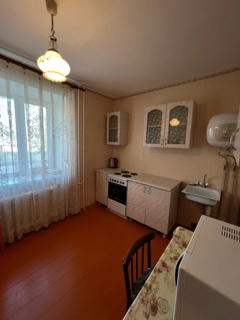 Купить квартиру в Вологодской области. Вариант № 4148744, 0, площадь -  квм, цена 1800000 рублей