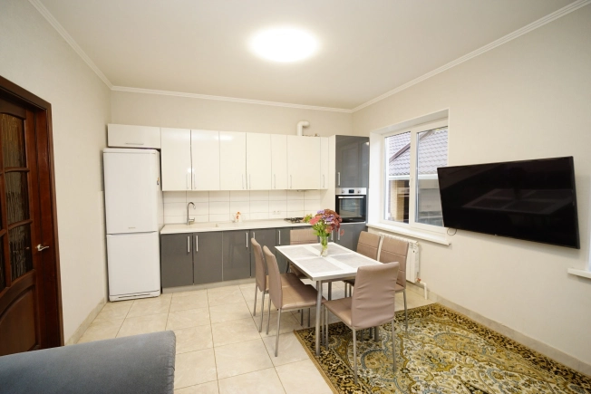 Купить дом в Микрорайоне Порт-Артур в Омске. Вариант № 4824714, 2, площадь -  квм, цена 13000000 рублей