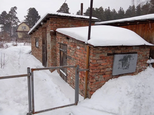 Купить однокомнатную квартиру на улице Ильи Мухачева в Бийске. Вариант № 30885, 9, площадь -  квм, цена 1500000 рублей