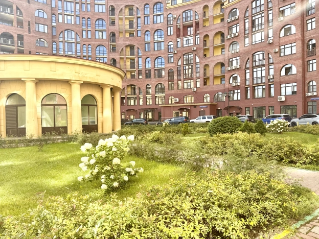 Купить квартиру в Москве. Вариант № 2188341, 26, площадь - квм, цена 17800000.0000 рублей