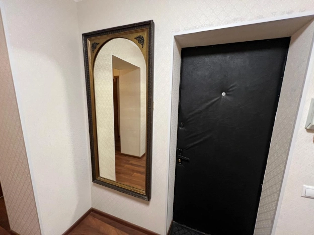 Купить квартиру в Москве. Вариант № 10419760, 27, площадь -  квм, цена 27200000 рублей