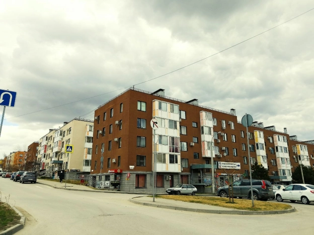 Купить однокомнатную квартиру на улице Солнечникова в Волгограде. Вариант № 32099, 30, площадь -  квм, цена 3680000 рублей