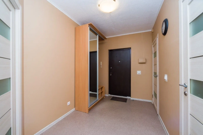 Купить однокомнатную квартиру в Рязанской области. Вариант № 10243038, 7, площадь -  квм, цена 6000000 рублей