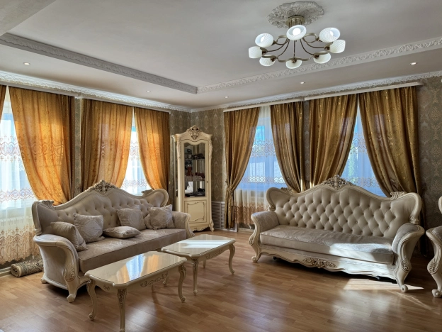 Купить дом в Москве. Вариант № 13730, 1, площадь - квм, цена 14990000 рублей