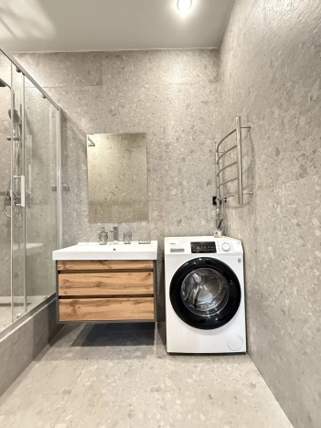 Купить квартиру в Москве. Вариант № 10134943, 8, площадь -  квм, цена 20000000 рублей