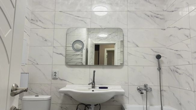 Снять квартиру на улице Олега Кошевого в Калининграде. Вариант № 9901430, 6, площадь -  квм, цена 30000 рублей