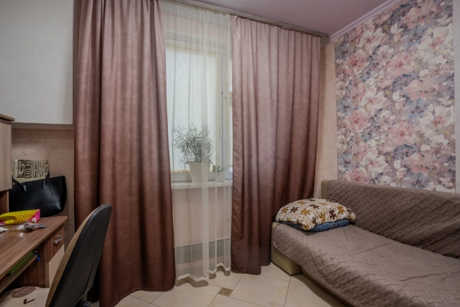 Купить квартиру в Москве. Вариант № 10085711, 5, площадь -  квм, цена 11500000 рублей