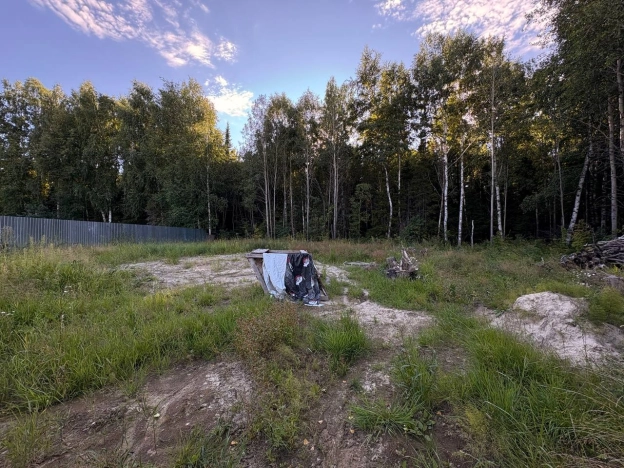 Купить земельный участок в Тобольске. Вариант № 1727704, 2, площадь -  квм, цена 4000000 рублей