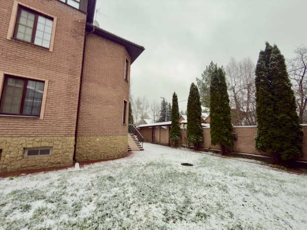 Купить дом в Москве. Вариант № 9958474, 2, площадь -  квм, цена 115000000 рублей