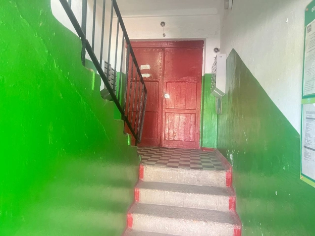 Купить однокомнатную квартиру в Республике Крым. Вариант № 42832, 9, площадь -  квм, цена 3250000 рублей