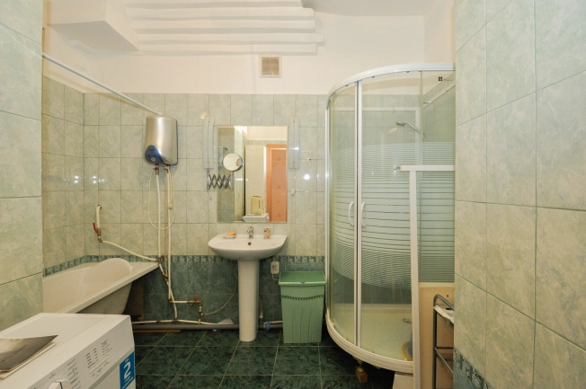 Купить квартиру на улице Котовского в Новосибирске. Вариант № 8084364, 18, площадь -  квм, цена 7800000 рублей