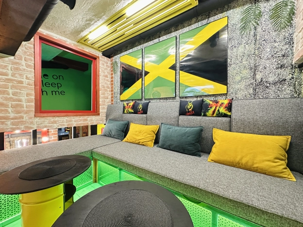 Купить квартиру в Москве. Вариант № 8168989, 23, площадь -  квм, цена 11999999 рублей