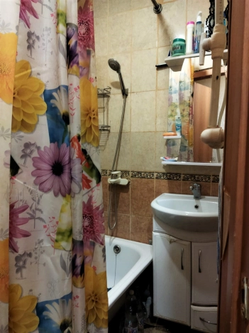 Купить двухкомнатную квартиру на вторичке в Пензенской области. Вариант № 5770, 8, площадь -  квм, цена 2800000 рублей