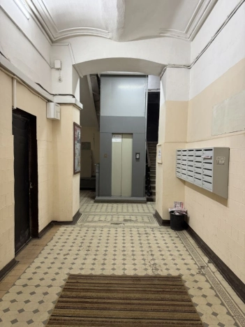 Купить квартиру в Москве. Вариант № 7653253, 4, площадь - квм, цена 48000000 рублей