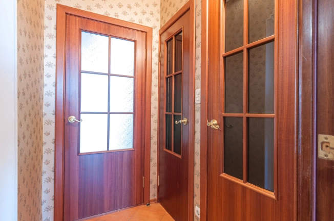 . Вариант № 250398, 5, площадь - 70 квм, цена 6990000 рублей