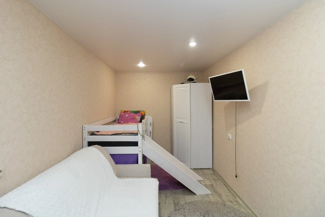 Купить двухкомнатную квартиру на улице Пожарского в Суздале. Вариант № 13759, 14, площадь -  квм, цена 5150000 рублей