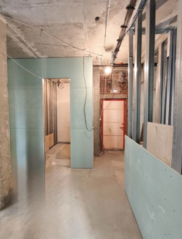 Купить двухкомнатную квартиру в ЦАО в Новосибирске. Вариант № 4157118, 13, площадь -  квм, цена 17990000 рублей