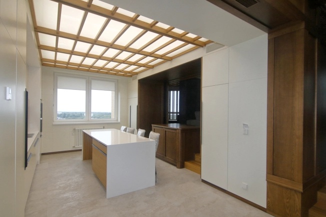 Купить пятикомнатную квартиру в районе Советский в Новосибирске. Вариант № 1506, 41, площадь - квм, цена 79900000 рублей