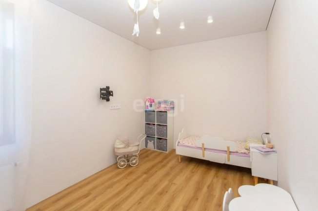 Снять дом в Тюменской области. Вариант № 26656, 13, площадь -  квм, цена 170000 рублей