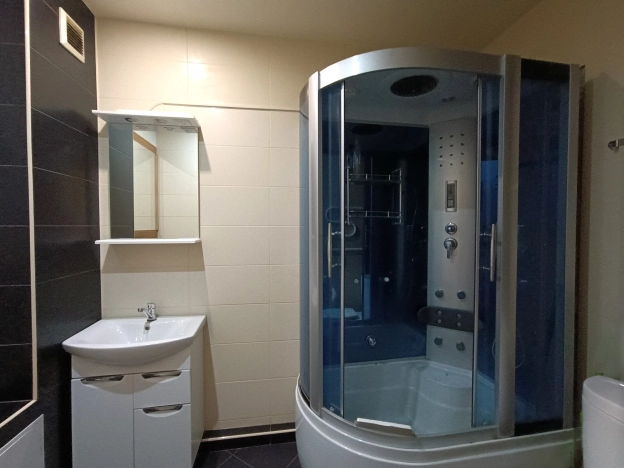 Купить однокомнатную квартиру в районе Московский в Калининграде. Вариант № 5241373, 16, площадь -  квм, цена 4700000 рублей