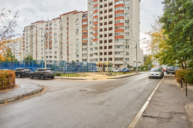 Купить трехкомнатную квартиру в Воронеже. Вариант № 6607773, 31, площадь - квм, цена 6100000 рублей