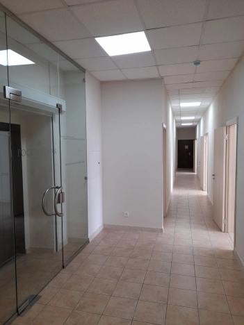 Снять офисы на улице Максима Горького в Новосибирске. Вариант № 8156809, 4, площадь -  квм, цена 386232 рублей