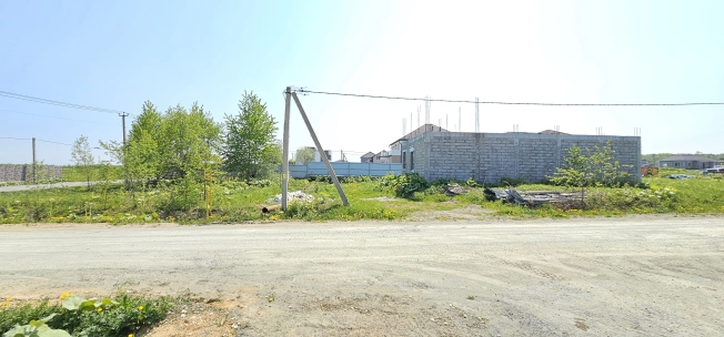 Купить земельный участок на улице Берёзовый переулок в Южно-Сахалинске. Вариант № 36528, 10, площадь - квм, цена 15000000 рублей