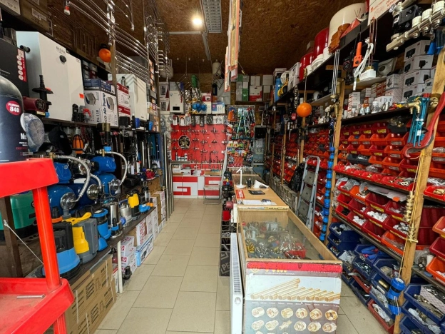 Купить коммерческую недвижимость свободного назначения у метро Бульвар Дмитрия Донского в Москве. Вариант № 43624, 2, площадь -  квм, цена 31680000 рублей