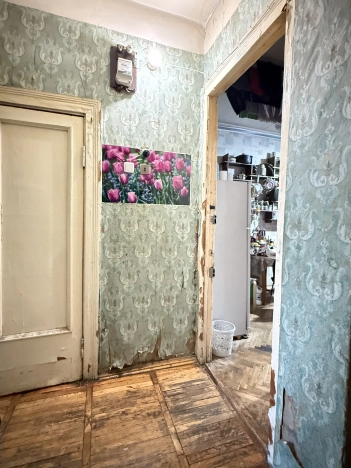 Купить комнату в Москве. Вариант № 10094369, 10, площадь - квм, цена 5650000 рублей