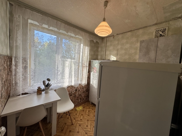 Купить однокомнатную квартиру на вторичке в Волгоградской области. Вариант № 2893605, 5, площадь -  квм, цена 2630000 рублей