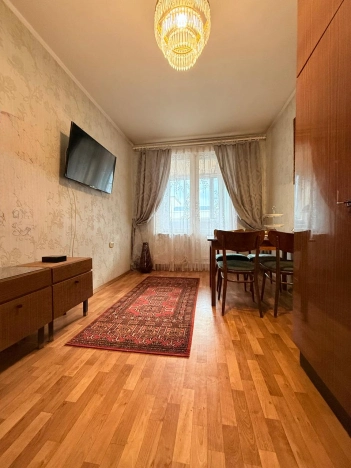 Купить квартиру в Москве. Вариант № 8334452, 5, площадь -  квм, цена 16500000 рублей