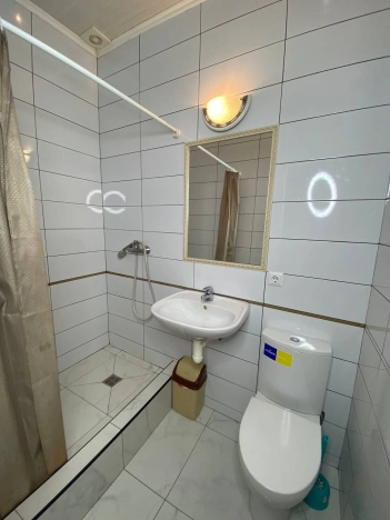 Купить коммерческую недвижимость в Симферополе. Вариант № 9812080, 15, площадь - квм, цена 40000000 рублей