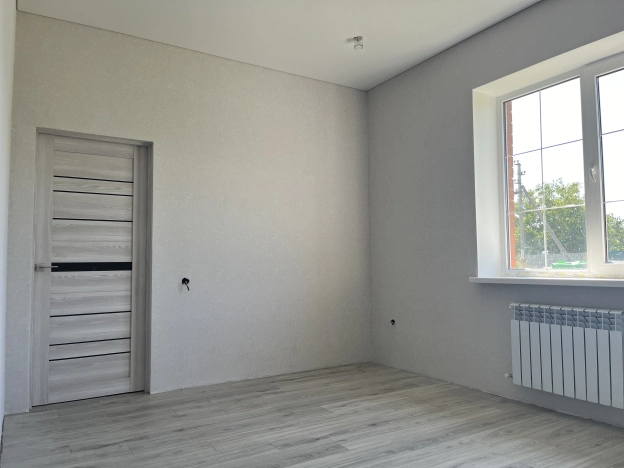 Купить дом в Строителе. Вариант № 11995, 11, площадь -  квм, цена 6100000 рублей